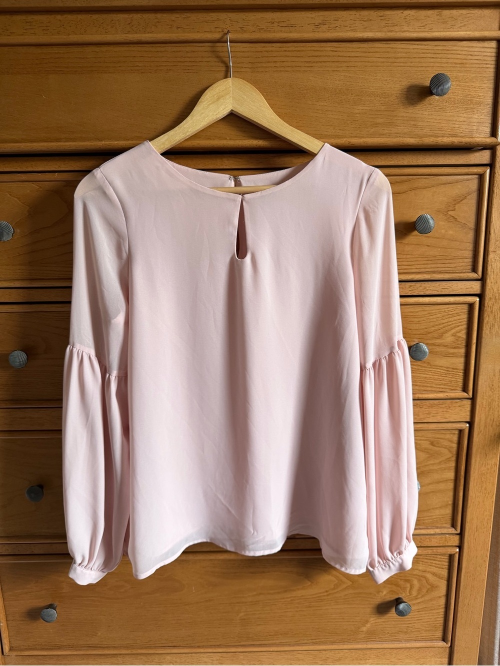 Express Blouse Pink Chiffon Keyhole Bishop Sleeve Women M Ballet Office Romantic